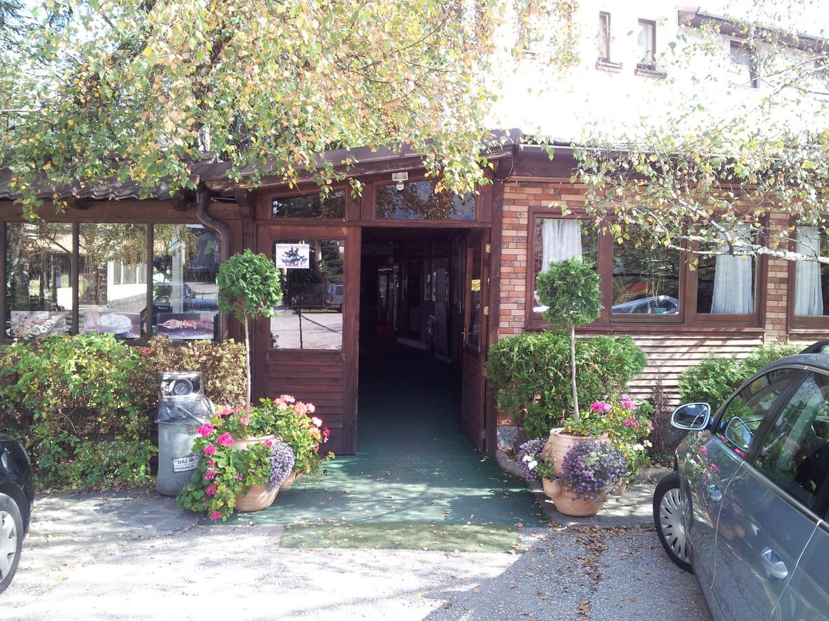 Hotel Rimski Most Іліджа Екстер'єр фото
